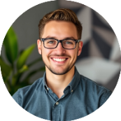 Sam, a web developer and SEO specialist, smiling for his portfolio picture.
